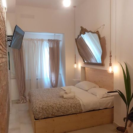 Arco Del Sacramento Casa Vacanze Benevento Oda fotoğraf